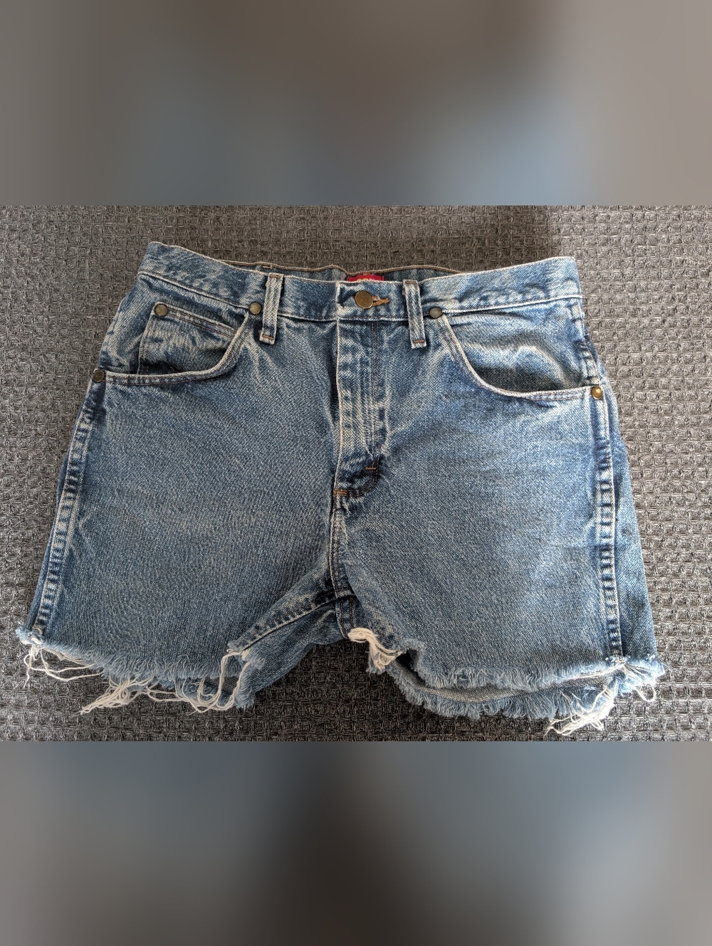 Wrangler Distressed High-Waist Denim Shorts - Light Blue - Picture 4 of 10